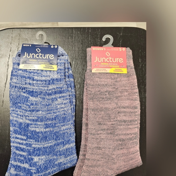 2 pair of socks🧦 - Picture 3 of 4